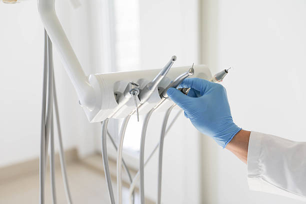24/7 Emergency Dental Veneers experts in Rock Hill, MO
